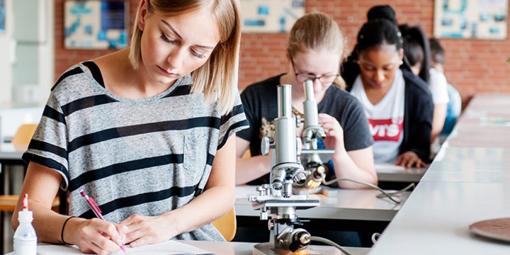 Die Ausbildung zur PTA